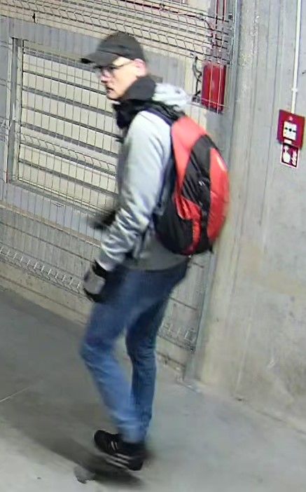 Policja poszukuje tego mężczyzny. Rozpoznajesz go?