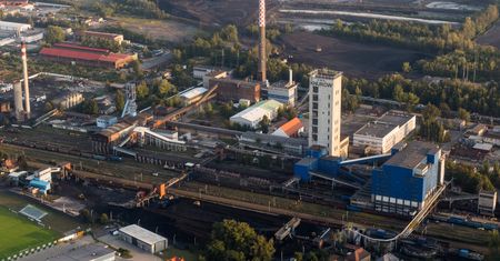 Wstrząs w kopalni Knurów-Szczygłowice. Trwa akcja ratunkowa