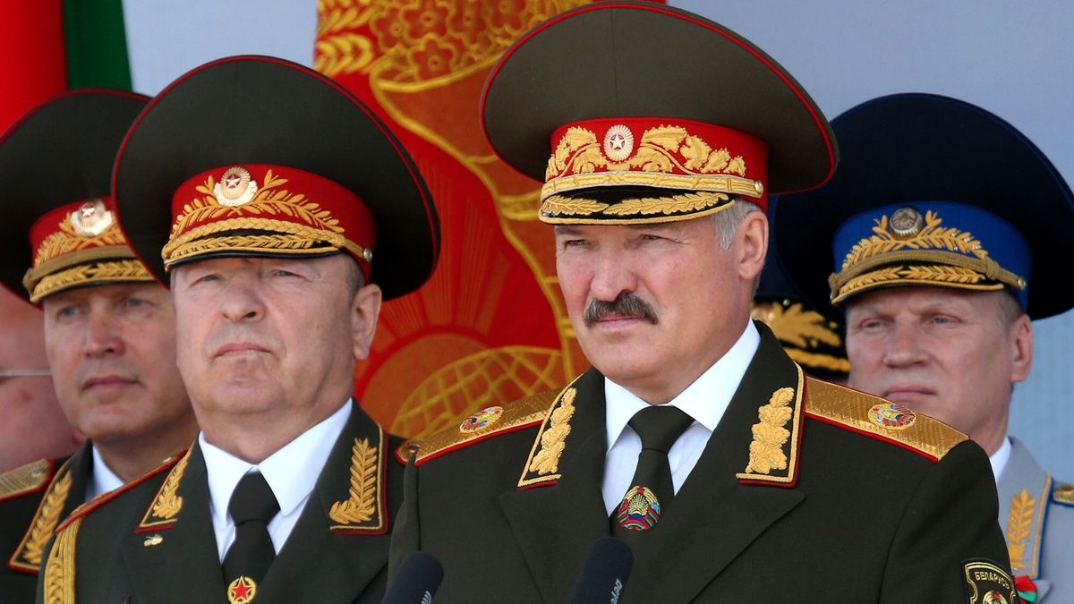 Łukaszenka powoła nową formację mundurową