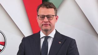 Setki milionów forintów. Węgierskie śledztwo dziennikarskie ws. ekipy Romanowskiego