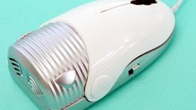 Myszka czyszcząca biurko 1