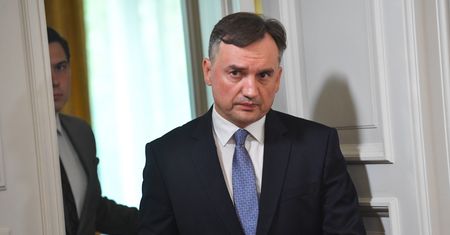 Filmu jeszcze nie widział. Ostry atak Ziobry na reżyserkę