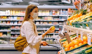 Koronawirus. Rzecznik MŚP pyta, czy pracownicy sklepów mogą reagować na brak maseczki