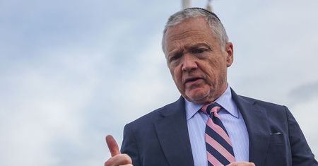 Ambasador reaguje po decyzji Trumpa. Upomina inne kraje