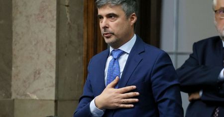 Poseł Lubczyk nie był na posiedzeniu komisji, ale listę podpisał. "Przez pomyłkę"