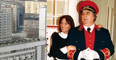 Agnieszka Fitkau-Perepeczko wspomina z rozrzewnieniem przydział na mieszkanie. Perepeczko jeszcze narzekał: "To jest RACZEJ CH*JOWE"