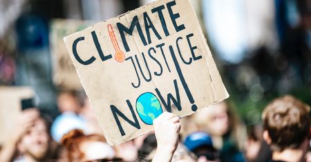 Odpowiedzialność biznesu a odpowiedzialność jednostki — jak w dobie kryzysu klimatycznego nie dać wpędzić się w poczucie winy?