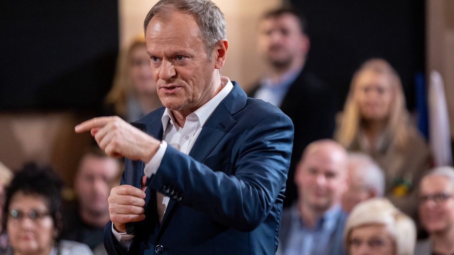 Donald Tusk w Zywcu
19.03.2023 Zywiec . Przewodniczacy Platformy Obywatelskiej Donald Tusk podczas spotkania z mieszkancami .
Fot. Grzegorz Celejewski / Agencja Wyborcza.pl
Fot. Grzegorz Celejewski / Agencja Wyborcza.pl
Politycy, Wybory, /FR/, spotkanie, wystapienie, platforma, obywatelska, po, wizyta, mieszkaniec