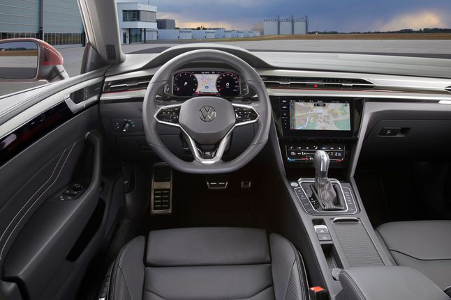 VW Arteon R-Line
