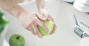 Bakterie w jabłkach. Zostają nawet po umyciu