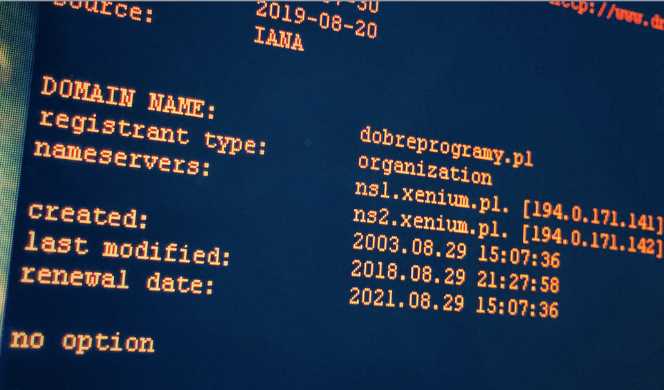 Windows 10 otrzymuje klienta DNS-over-HTTPS. Na razie tylko w Insider Preview (fot. Kamil Dudek)