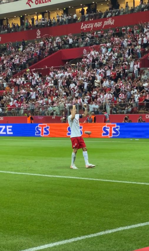 Nietypowy gest Lewandowskiego podczas meczu z Wyspami Owczymi
