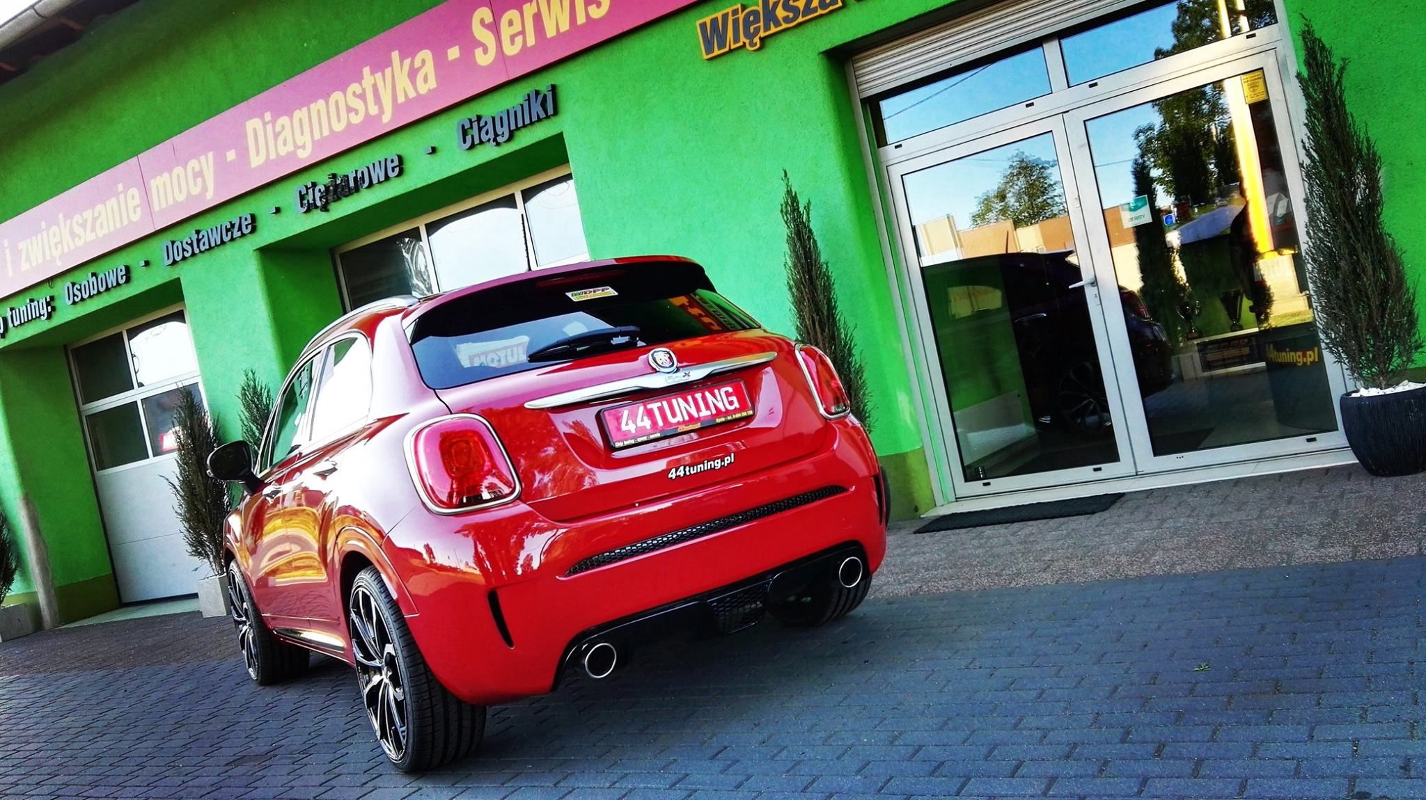 Tak miał wyglądać Fiat 500X sygnowany znakiem Abartha w Polsce