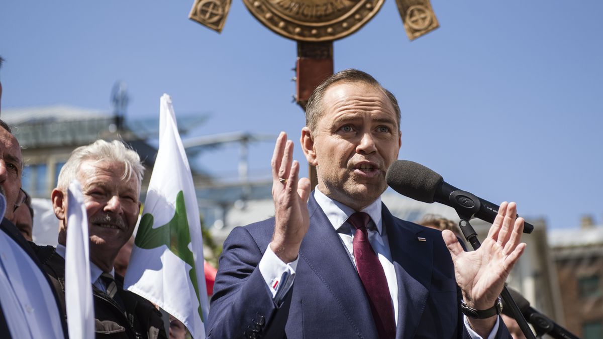 WARSAW, POLAND - 2025/05/20: The chairman of the Institute of National Remembrance (IPN) and candidate in the 2025 presidential elections, Karol Nawrocki speaks during the press conference. Karol Nawrocki's campaign team organised a press conference in Warsaw together with the Farmers' Solidarity trade union, which officially supports Nawrocki in his election campaign. 
Karol Nawrocki is the chairman of the Institute of National Remembrance (IPN) and the candidate in the 2025 presidential elections supported by the Jaroslaw Kaczynski's Law and Justice (PiS) party. 
The second round of the presidential election will be held between Karol Nawrocki and Rafal Trzaskowski on June 1, 2025. (Photo by Attila Husejnow/SOPA Images/LightRocket via Getty Images)