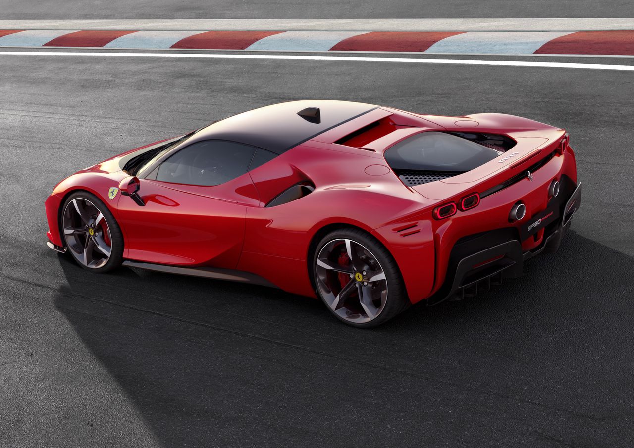 Chińczycy pracują nad modelem, który "będzie lepszy niż Ferrari"