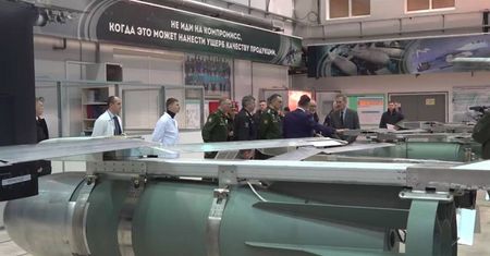 Przyjrzeli się rosyjskim bombom. Znaleźli coś, czego nie powinno tam być