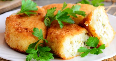 Kotleciki ziemniaczane z serem feta