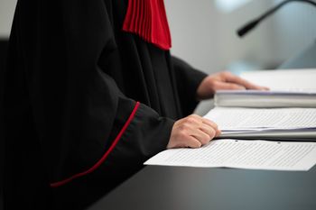Kolejne informacje ws. aresztowanego dziennikarza.  MS dementuje