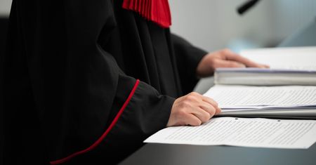 Kolejne informacje ws. aresztowanego dziennikarza.  MS dementuje