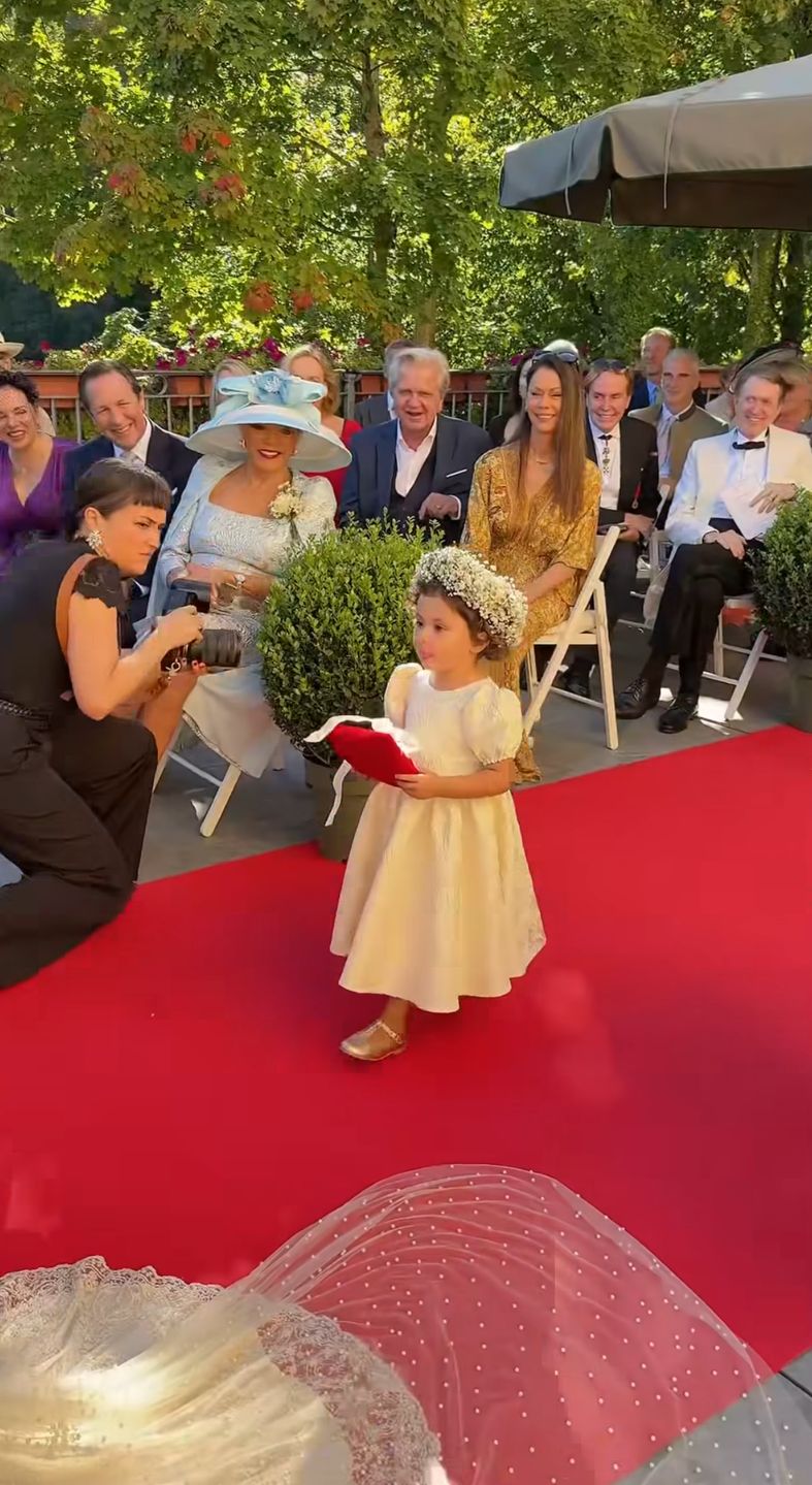 Ślub syna Joan Collins