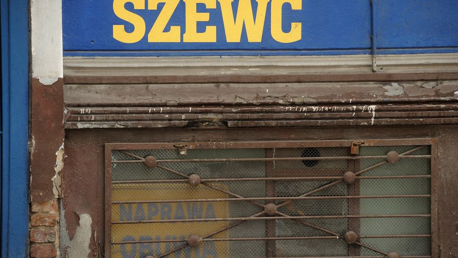 Przedsiębiorcy, m.in. szewcy, kaletnicy i właściciele z branży eventowej krytykują tzw. tarczę branżową / Zdjęcie ilustracyjne