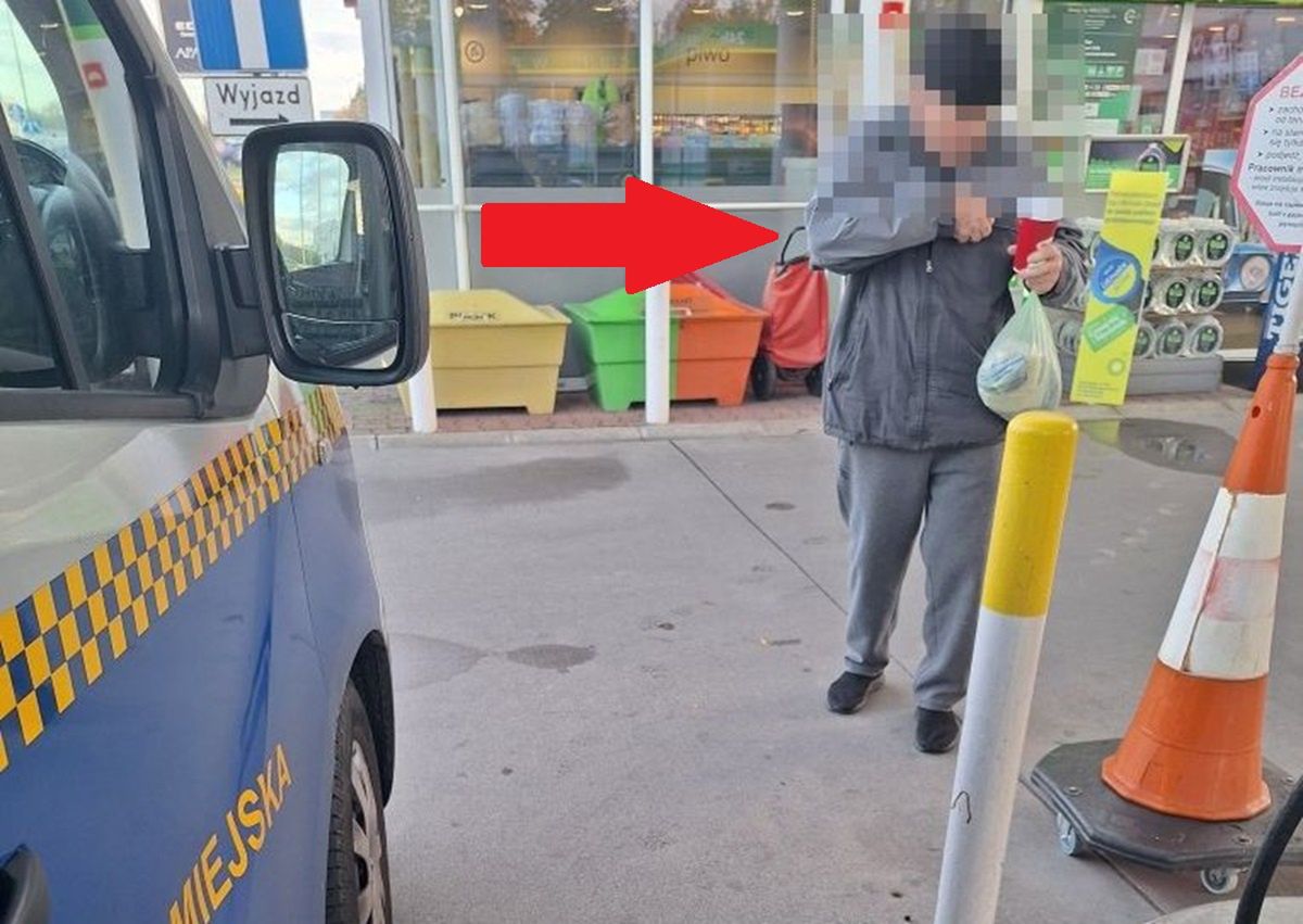 Przyszedł na stację w klapkach. Nagle zauważyli karteczkę