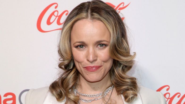 Rachel McAdams demonstruje owłosione pachy na łamach czasopisma. "Jedna z niewielu NATURALNYCH w Hollywood" (FOTO)