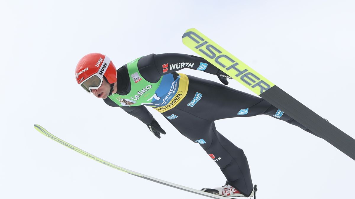 Planica, Słowenia, 02.04.2023. Niemiec Markus Eisenbichler podczas pierwszej serii konkursu indywidualnego Pucharu Świata w lotach narciarskich w słoweńskiej Planicy, 2 bm. (mk) PAP/Grzegorz Momot