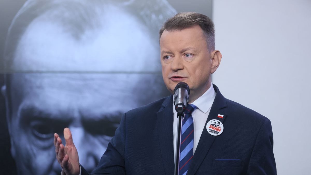 Warszawa, 22.01.2024. Przewodniczący KP PiS Mariusz Błaszczak podczas konferencji prasowej w siedzibie Prawa i Sprawiedliwości przy ul. Nowogrodzkiej w Warszawie, 22 bm. (jm) PAP/Leszek Szymański