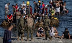 Hiszpańska Ceuta otoczona przez imigrantów. Do akcji wkroczyło wojsko