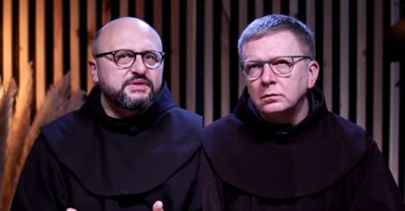 Zapytał o seks przed ślubem. Ostra reakcja franciszkanów