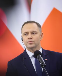 100 dni Nawrockiego. Polacy ocenili prezydenta