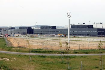 Polska firma buduje dla Mercedesa. Nowy kontrakt wart miliony