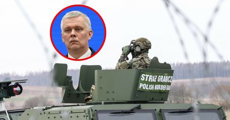 Kontrowersyjny zakup samolotów. Czekają na odpowiedź szefa MSWiA