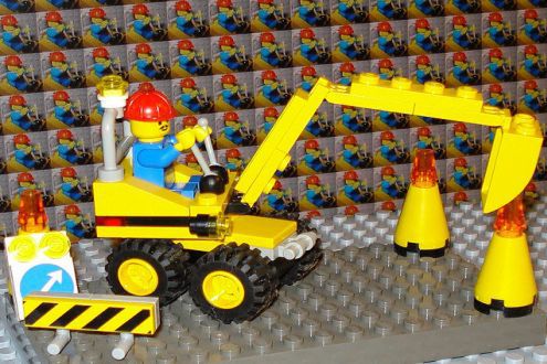 Koparka z Lego (Fot. Flickr/bucklava/lic. CC)