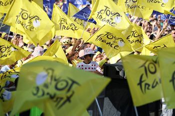 Pogacar czy Vingegaard? Dopóki koła się kręcą a nogi podają... Wracam za trzy tygodnie!