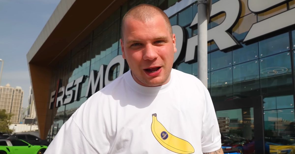 Budda kupił Koenigsegga? Cena tego auta wbija w siedzenie - Vibez