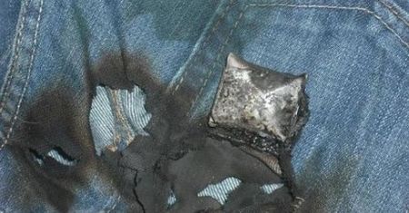 Komórkomania: Zapasowa bateria HTC Touch Pro spaliła spodnie, żeby się wydostać