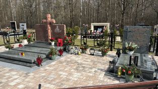 Grotniki: Grób Krzysztofa Krawczyka. Po jego śmierci przychodziły tłumy