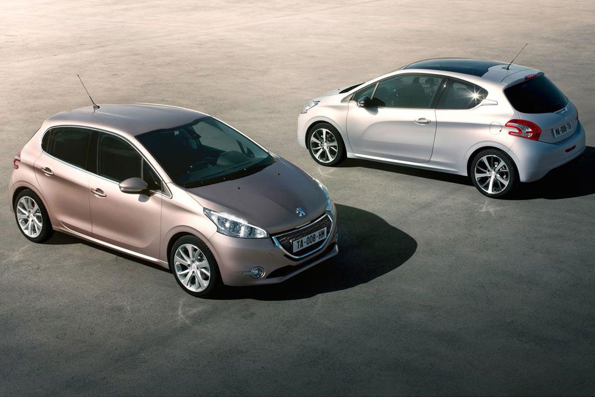 2012-Peugeot-208