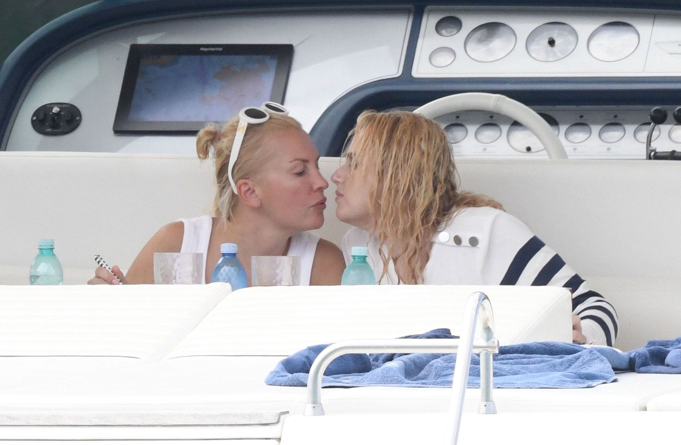 Rebel Wilson i Ramona Agruma