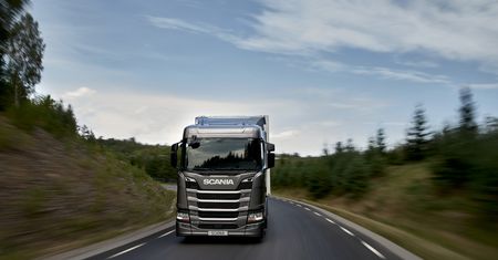 Jechał 147 km/h ciężarówką. Wystarczyło wyjąć bezpieczniki
