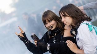 Jelenia Góra: Tłumy na inauguracji 67. Września Jeleniogórskiego. Wystąpił Lady Punk