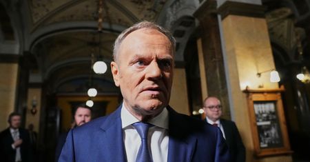 "Mamy prosty wybór". Tusk przed szczytem w Brukseli