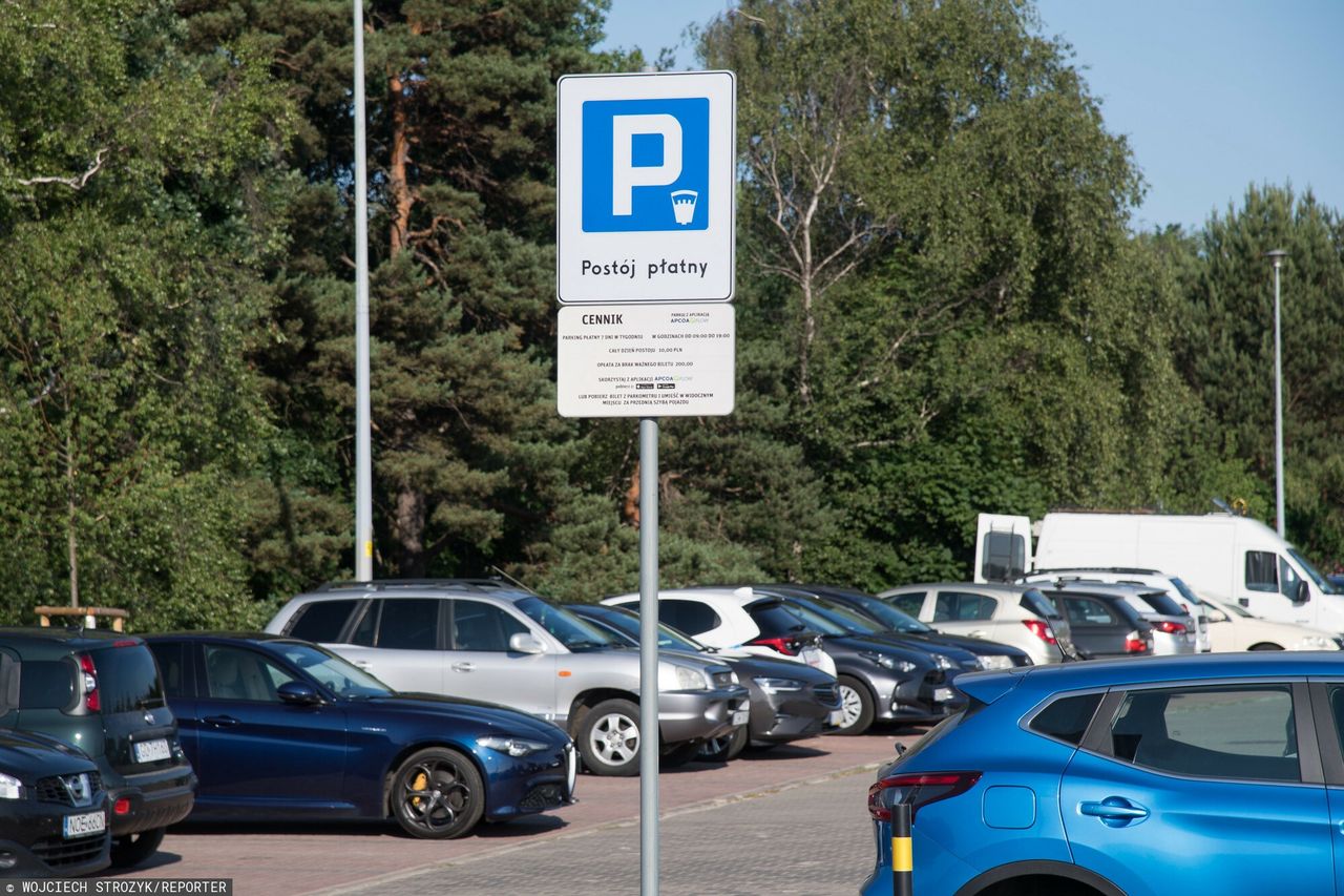 Nowy cennik parkingowy przy plażach w Gdańsku