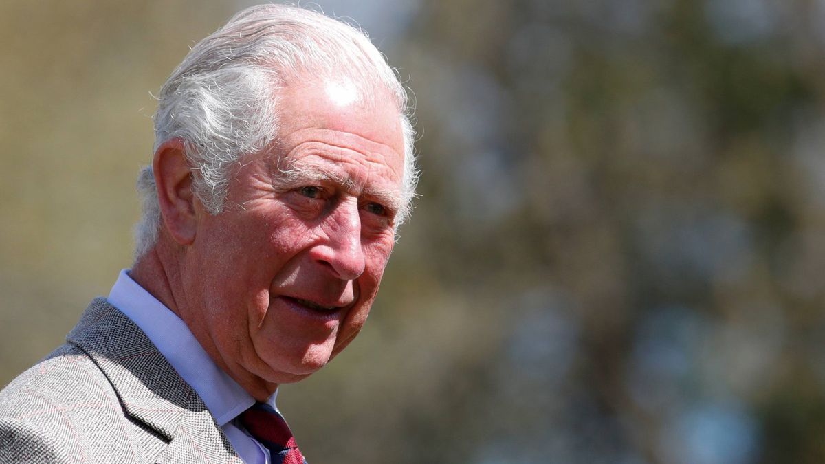 Król Karol III bardzo dużo wymaga od swoich pracowników. Czy tak samo zamierza traktować poddanych?