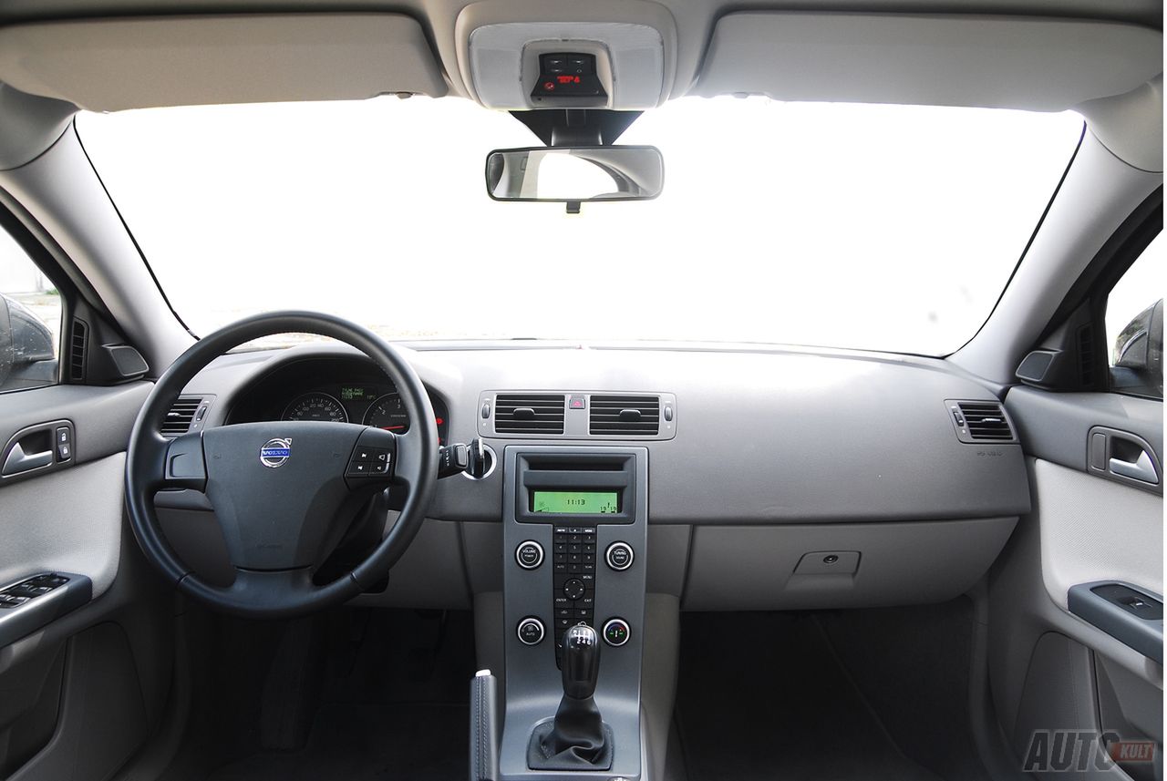 Volvo S40 D2 DRIVe (fot. Paweł Kaczor)