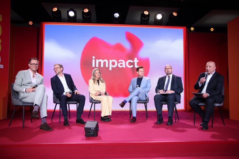 Szefowie największych medialnych koncernów podczas debaty na Imp