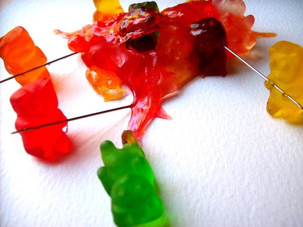 Niesamowita sztuka i design z gumisiów [TOP 10] 6