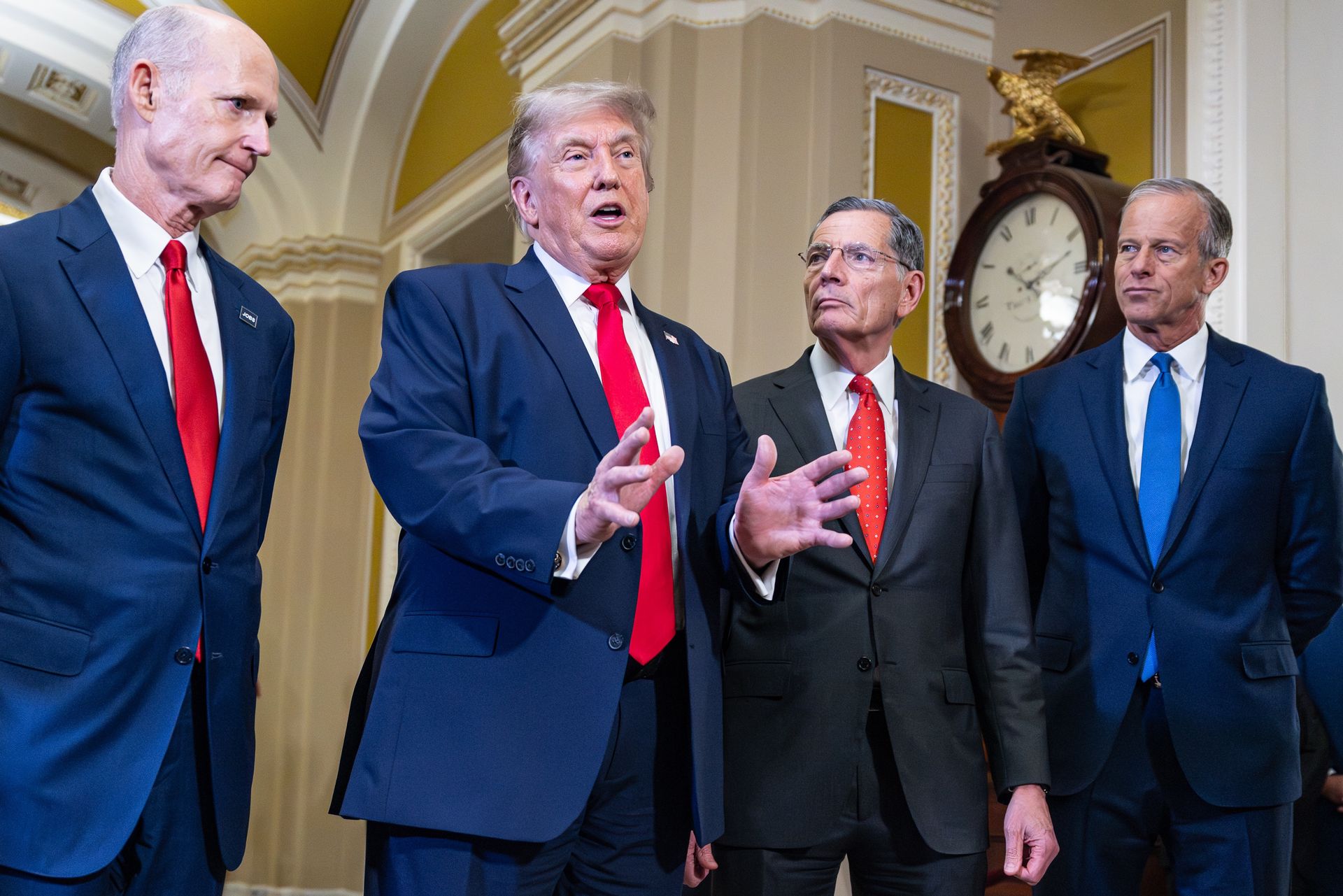Republikanie w obliczu Trumpa: wewnętrzny kryzys przed wyborami